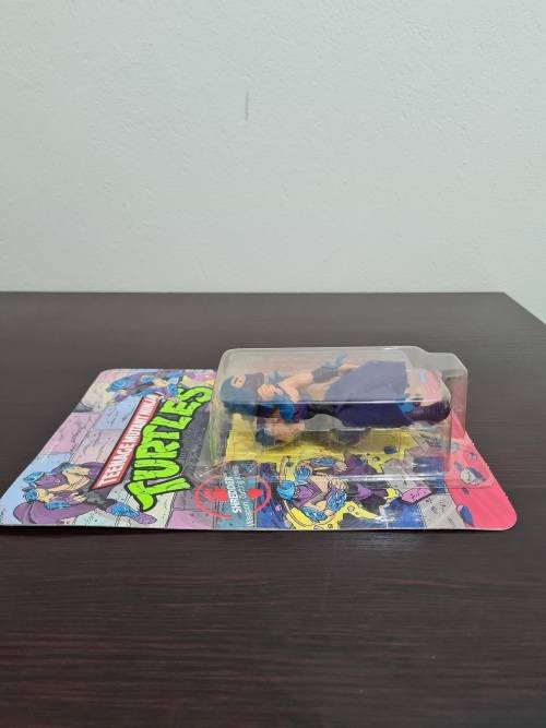 1988 Teenage Mutant Ninja Turtles Shredder Vintage Unpunched.