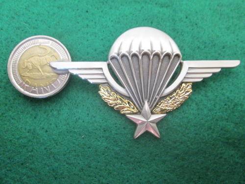 FRENCH FOREIGN LEGION.  PARATROOPER'S QUALIFICATION EMBLEM. THIS IS NOT A REPLICA.