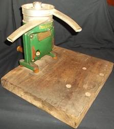VINTAGE DIABOLO JUNIOR CREAM SEPARATOR BASE