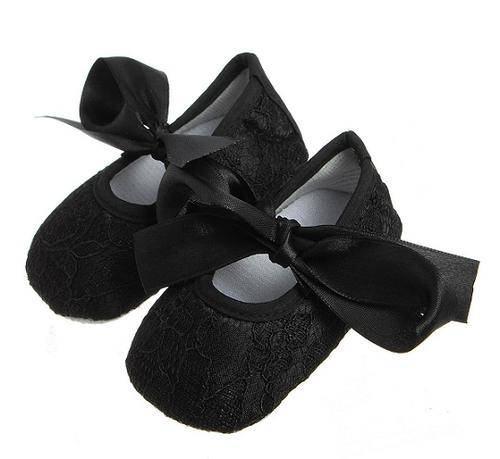 Baby Shoes Lacy Black (12 - 18 mths)