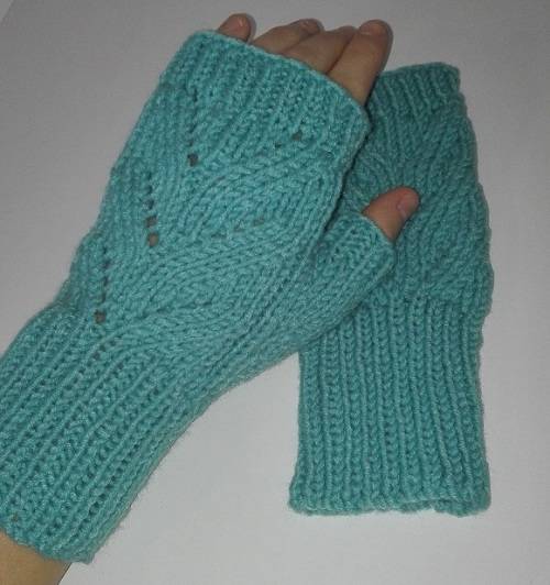 Lovely Fingerless Gloves