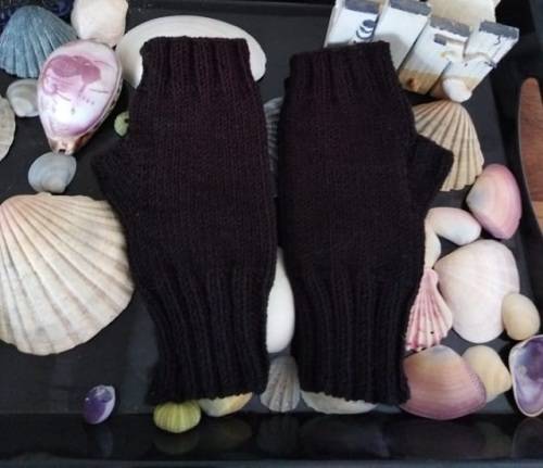 FLASH SALE  Fingerless Gloves (Black Stretch) Knitted