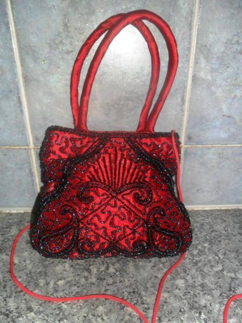 Stunning hand beaded red handbag/free postage in s.a.