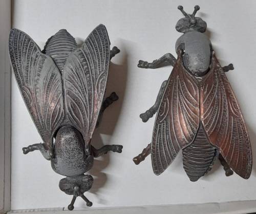 BEAUTIFUL VINTAGE ART DECO BRASS FLY ASHTRAY /TRINKET SET