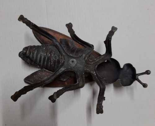 BEAUTIFUL VINTAGE ART DECO BRASS FLY ASHTRAY /TRINKET SET