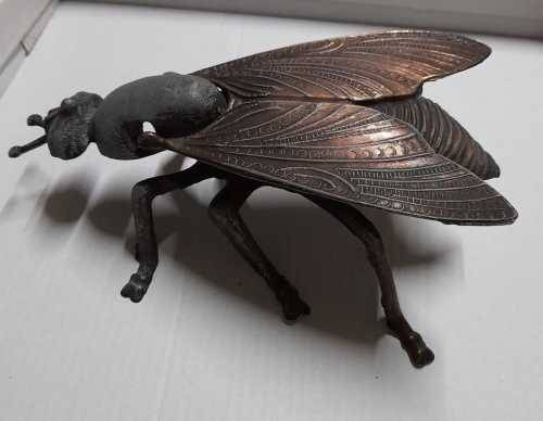 BEAUTIFUL VINTAGE ART DECO BRASS FLY ASHTRAY /TRINKET SET