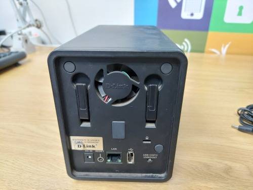 2-Bay NAS: D-Link ShareCentre DNS-325