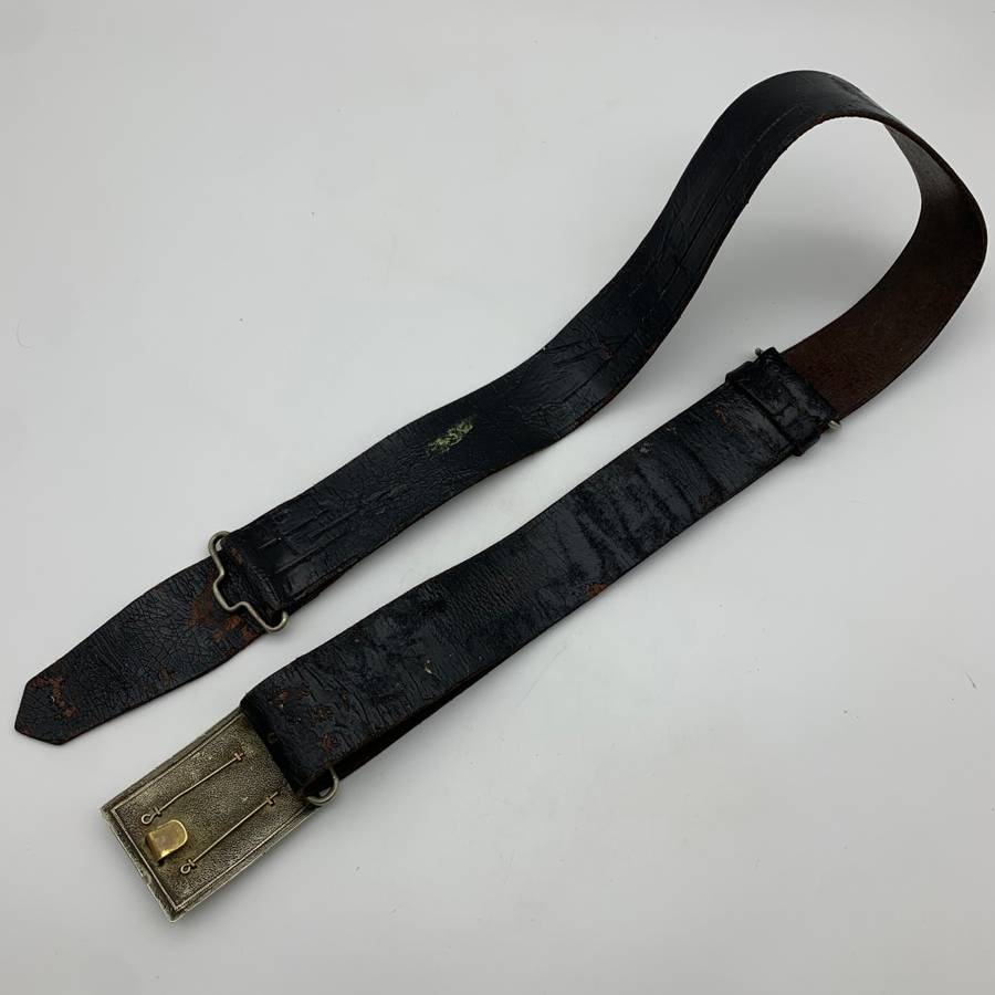 WW1/2 - British Army Officers Leather Belt with Buckle