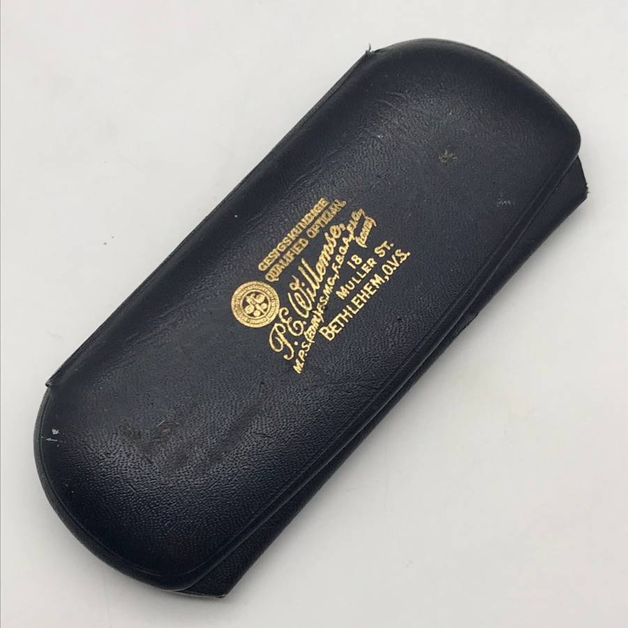 Vintage Retro Gold-Tone Spectacles (Cased)