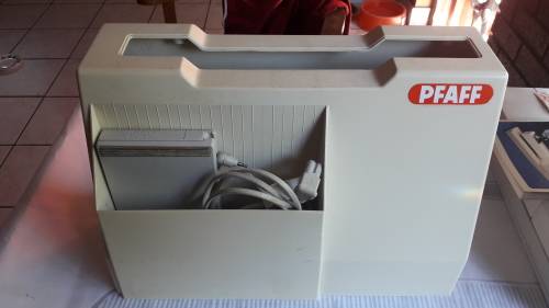 PFAFF SEWING MACHINE creative 1473