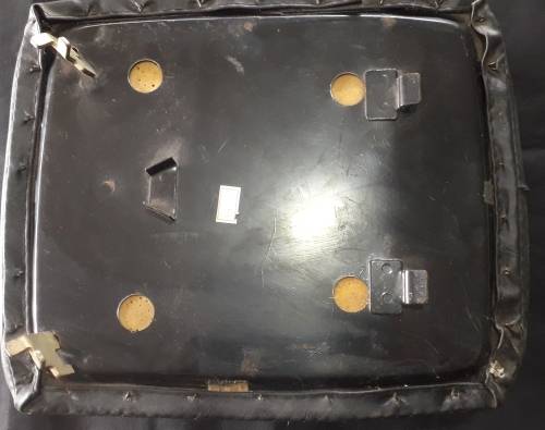 Honda CD 200  Back seat / split seat