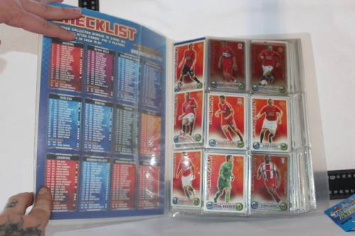2009 BARCLAYS PREMIER LEAGUE, MATCH ATTAX COLECTORS ALBUM & OVER 270 CARDS
