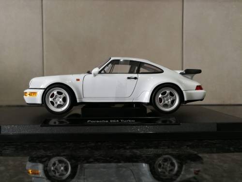 1:18 Porsche 964 Turbo - White