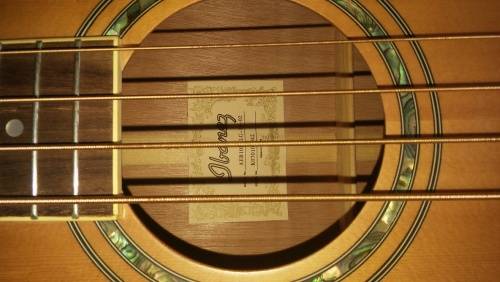 IBANEZ  AEB 10E ACOUSTIC ELECTRIC BASS