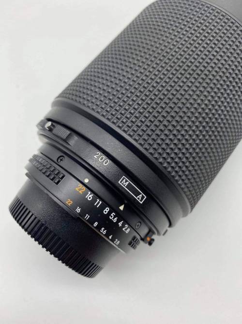 NIKON 80-200MM F/2.8 FULL FRAME LENS (EXCELLENT CONDITION) WORTH R25000.00!!!