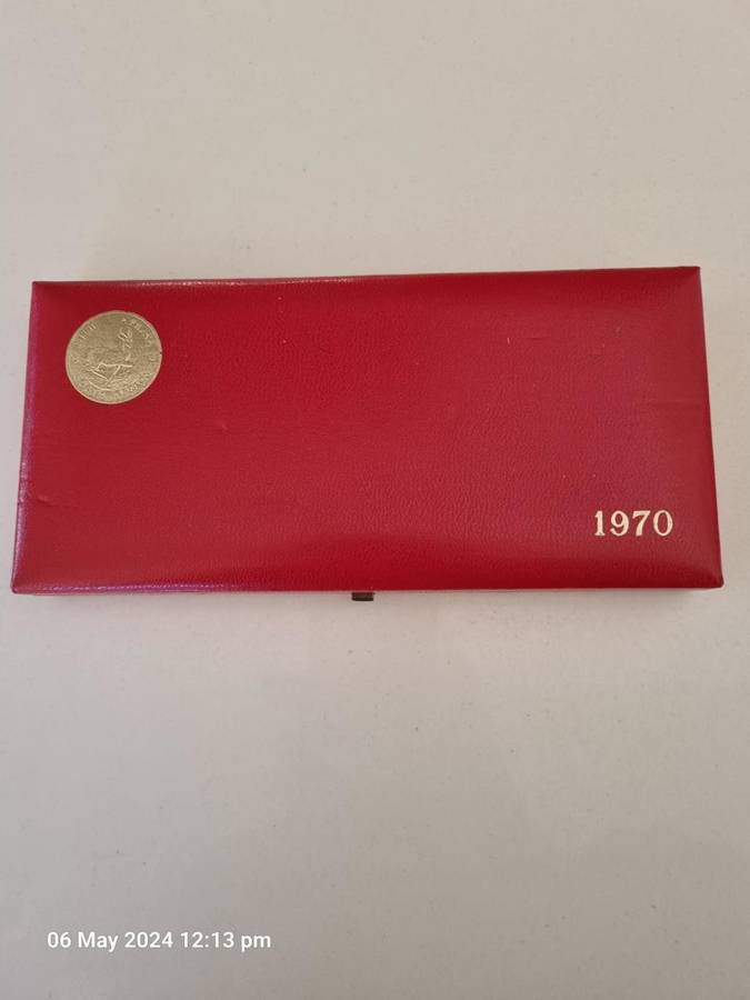 ****1X 1970 SHORT PROOF SET IN LONG PROOF RED BOX****