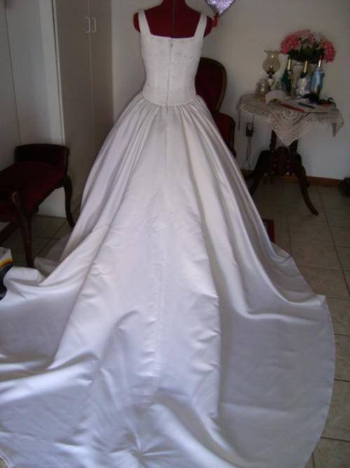 WHITE DUCHESS SATIN wedding dress - size 32/34