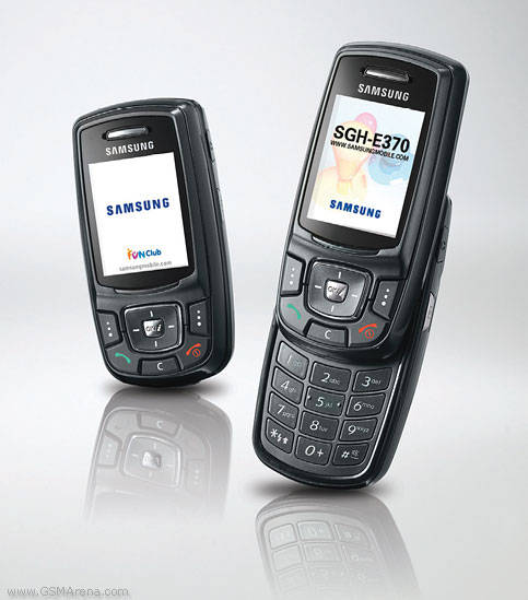 *** SAMSUNG E370 - BLACK *** SUPER SMALL & 9/10 CONDITION *** RARE FIND ***