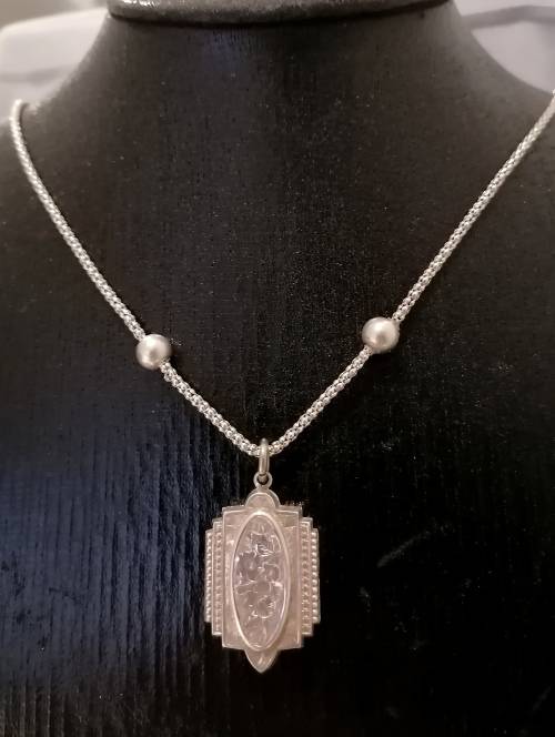 A stunning victorian locket on chain