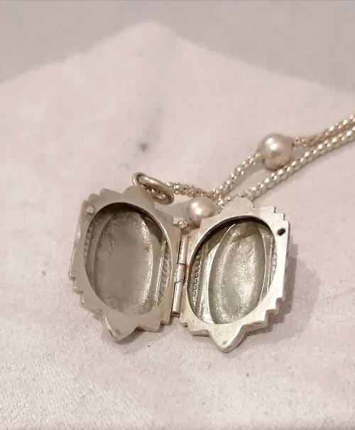 A stunning victorian locket on chain