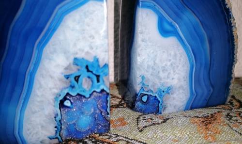 A stunning pair of vintage agate bookends