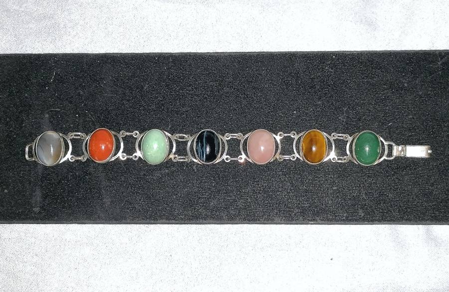 A lovely mid century oblo bracelet