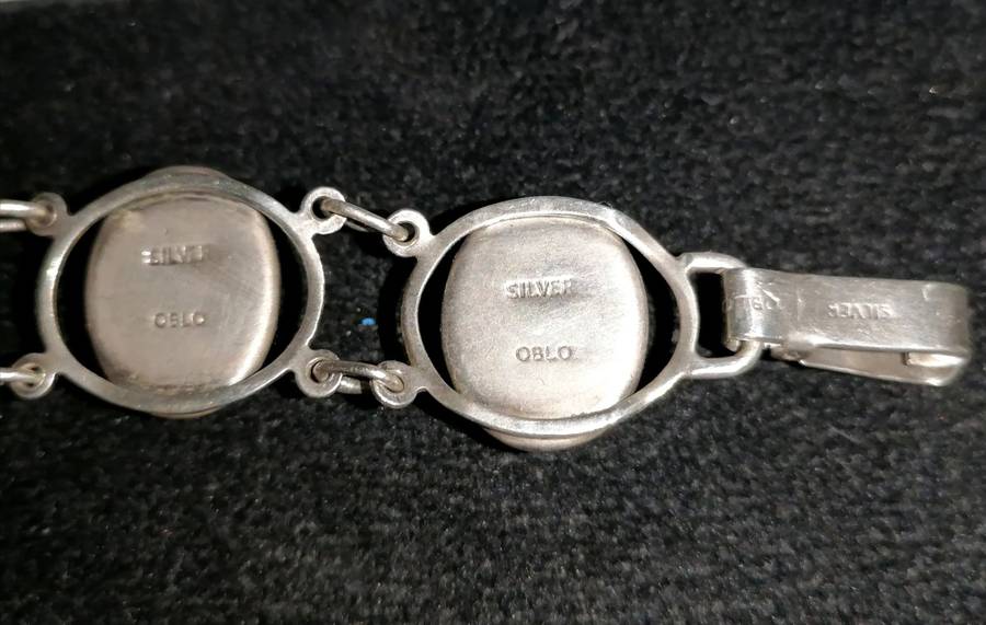 A lovely mid century oblo bracelet