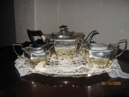 Silver plated Tea set 3 piece - in victorian style