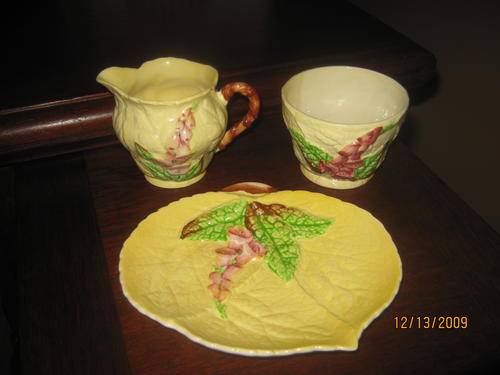 a 3 piece carlton ware foxglove set