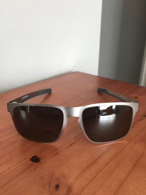 Oakley Holbrook Metal