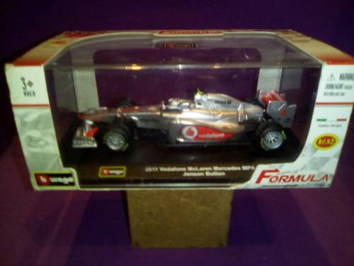 Bburago 1:32 2011 , Vodafone F1 . Jenson Button