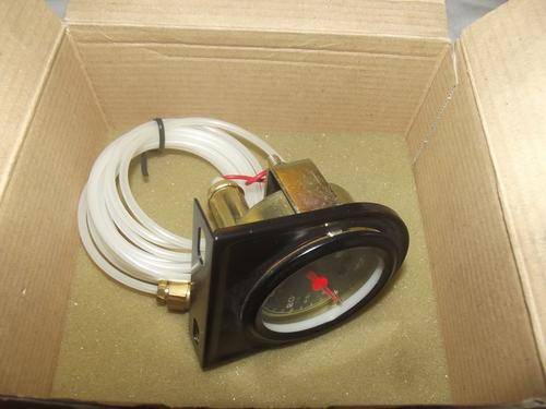 VDO Oil Pressure Gauge with Sender - No Reserve!