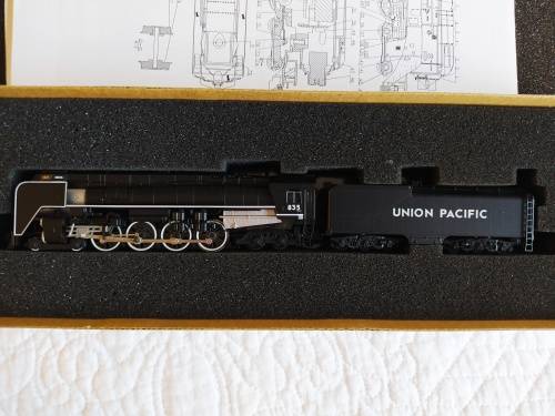 Con-Cor Union Pacific UP 835 4-8-4 Northern Steam Locomotive - N Scale