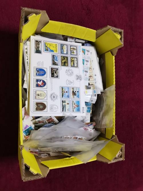 Great Box with Union, RSA sheets and some Zimbabwe and word, unchecked by me.