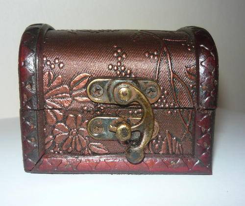 Beautiful Small Hand Crafted Wooden Trinket Box