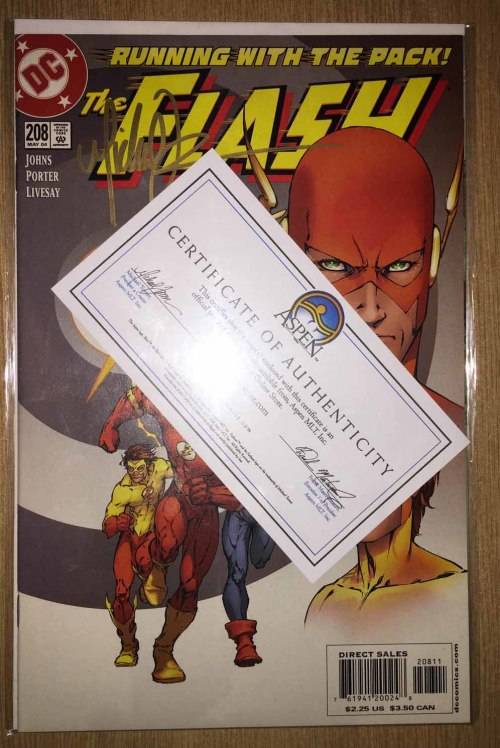 Flash #208 Variant Signed Michael Turner with COA
