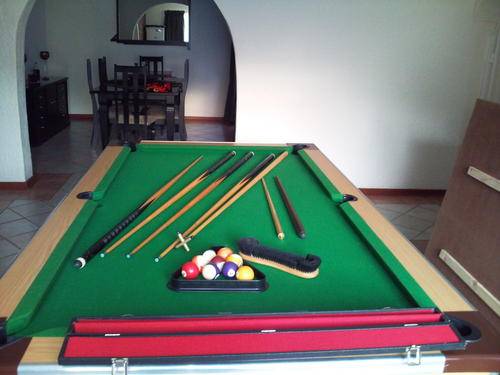 COIN OPPERATED POOL TABLE
