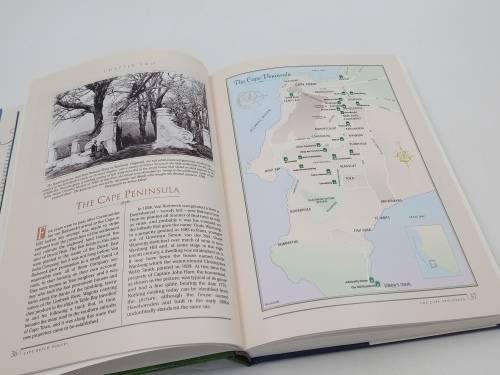 Cape Dutch Houses by Phillida Brooke Simons and Alain Proust