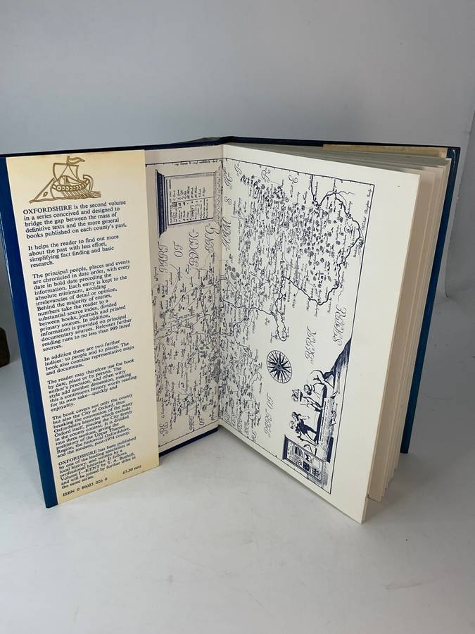 Oxfordshire by Geoffrey Stevenson