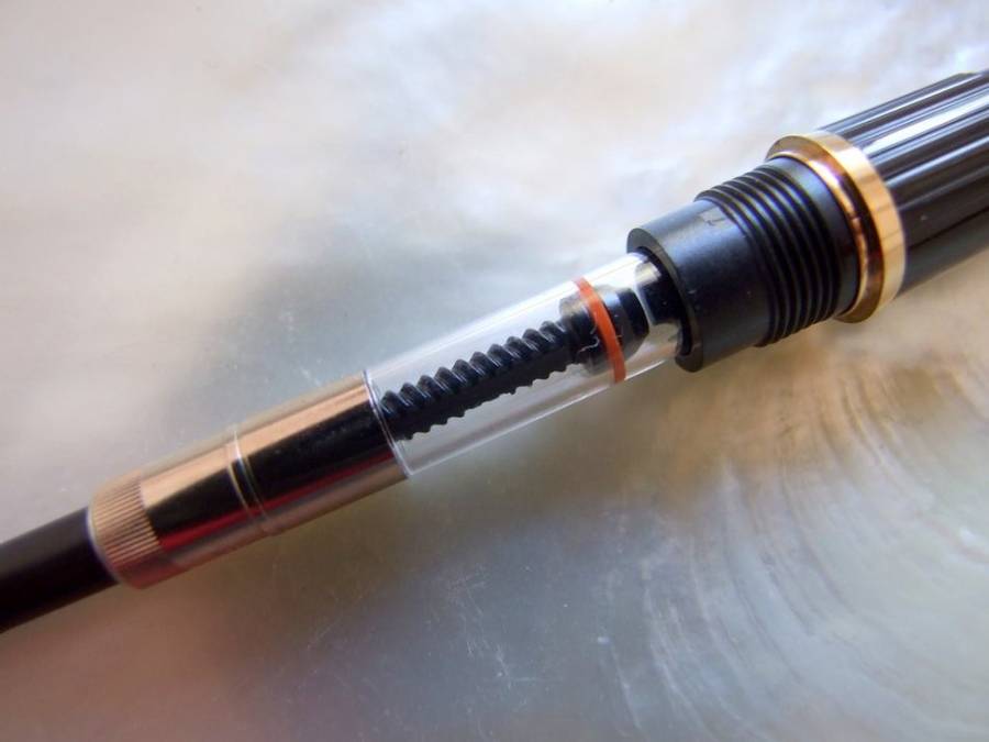 Beautiful Waterman Phileas red & black marbled Fountain Pen, with converter, unused, as new.
