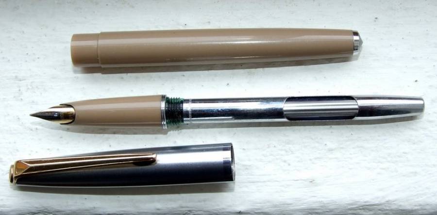 THE SOUTH AFRICAN PEN! Vintage Hifra 4421 Aerometric Fountain Pen