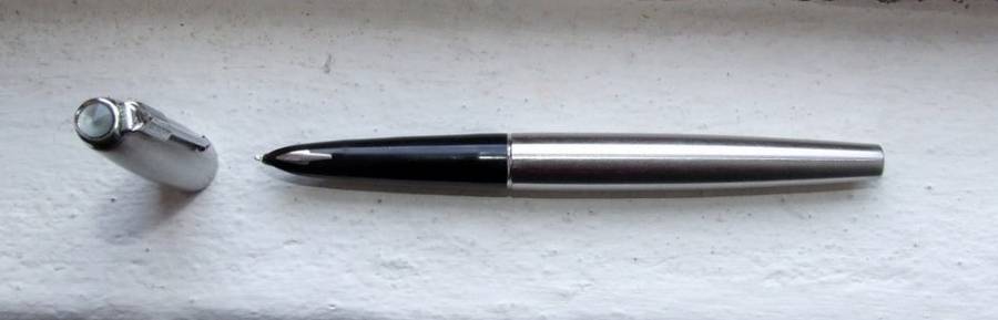 DOUBLE JEWEL PARKER 61 FLIGHTER, MADE IN ENGLAND, CONVERTER FILL, GOOD WORKING CONDITION.