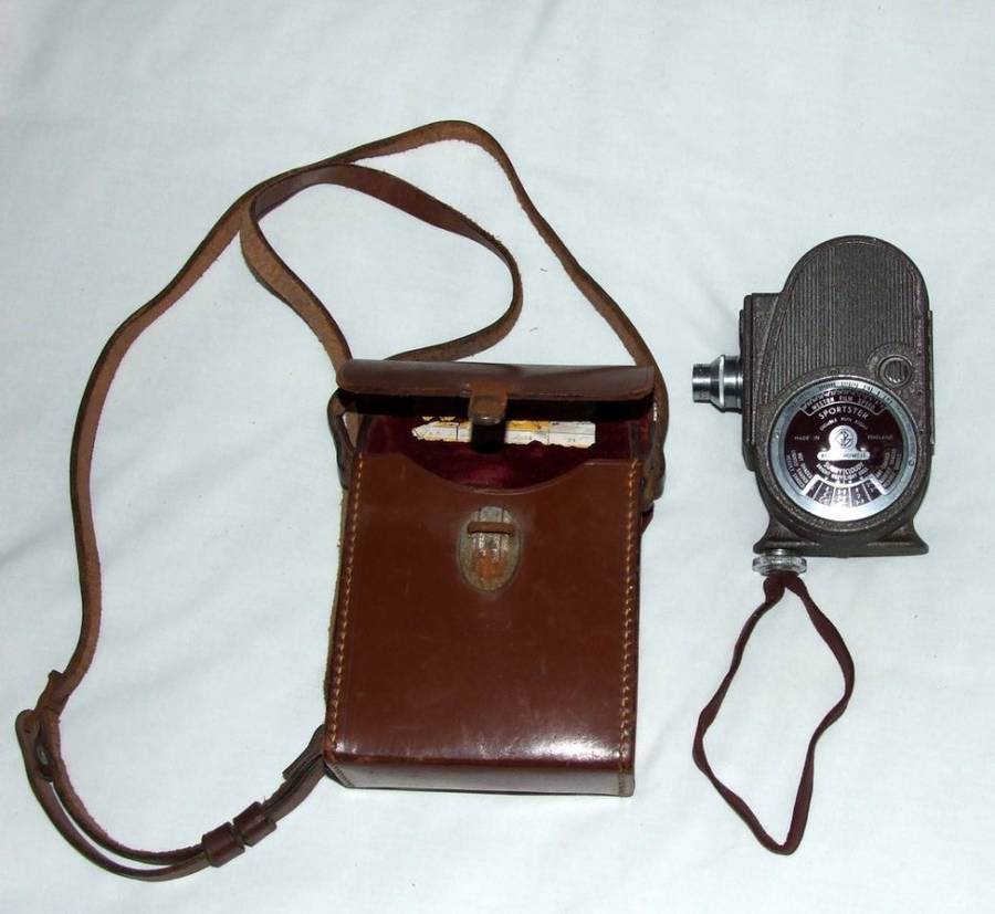 Excellent BELL & HOWELL "Double Run" 8mm Multi Speed SPORTSTER Movie Camera WORKING with Carry Case