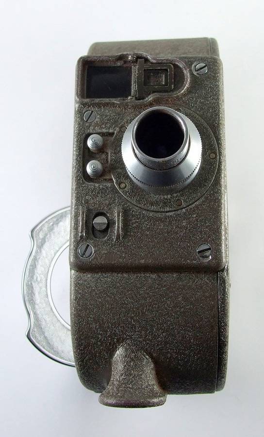 Excellent BELL & HOWELL "Double Run" 8mm Multi Speed SPORTSTER Movie Camera WORKING with Carry Case