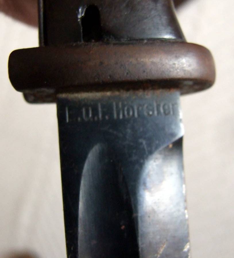 WW2 German K98 Bayonet, Scabbard and rare canvas Frock