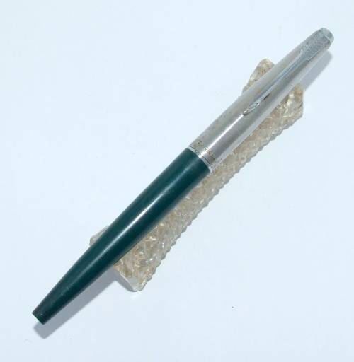 A classic green PARKER 45 Cartridge Fill Fountain pen in good condition