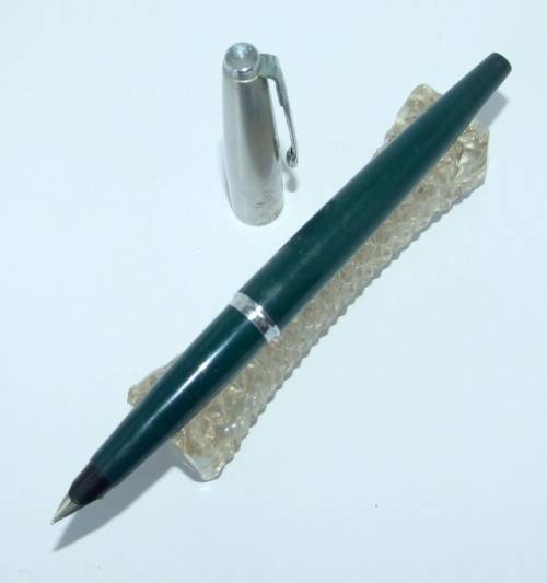 A classic green PARKER 45 Cartridge Fill Fountain pen in good condition