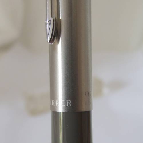 Excellent vintage Parker 21 in box, near mint!