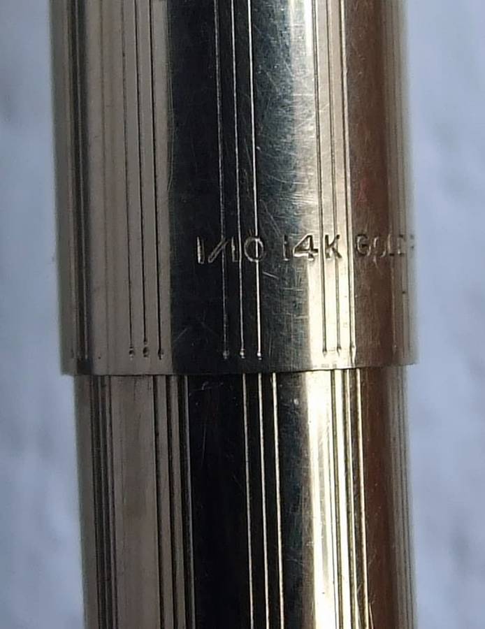 Boxed 14k gold filled Parker 51 fountain pen and pencil set, working.