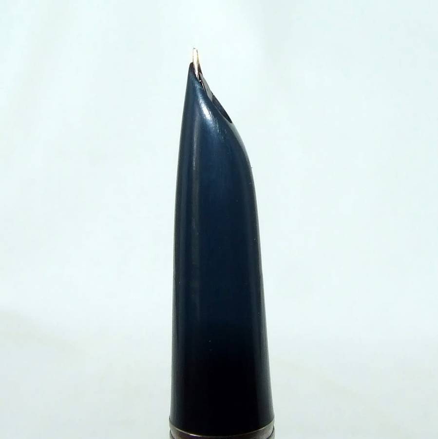 Vintage Parker 51 VACUMATIC, gold filled cap, c1946, double jewel, early Cedar Blue